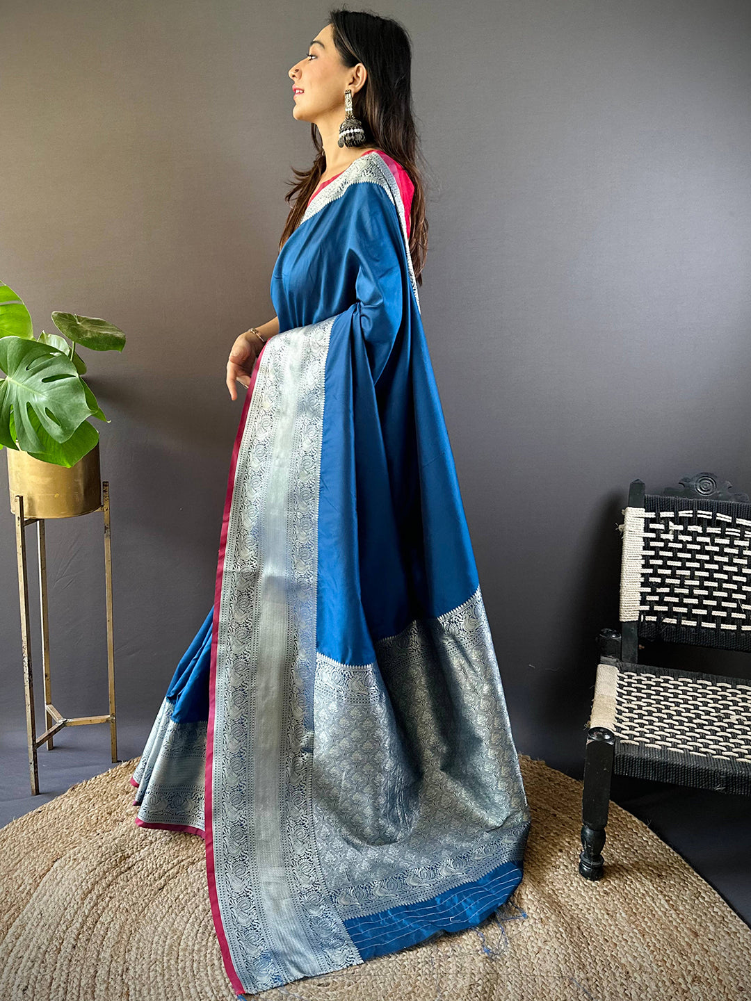 Soft Silk Woven Design Zari Kanchi Blend Banarasi Saree