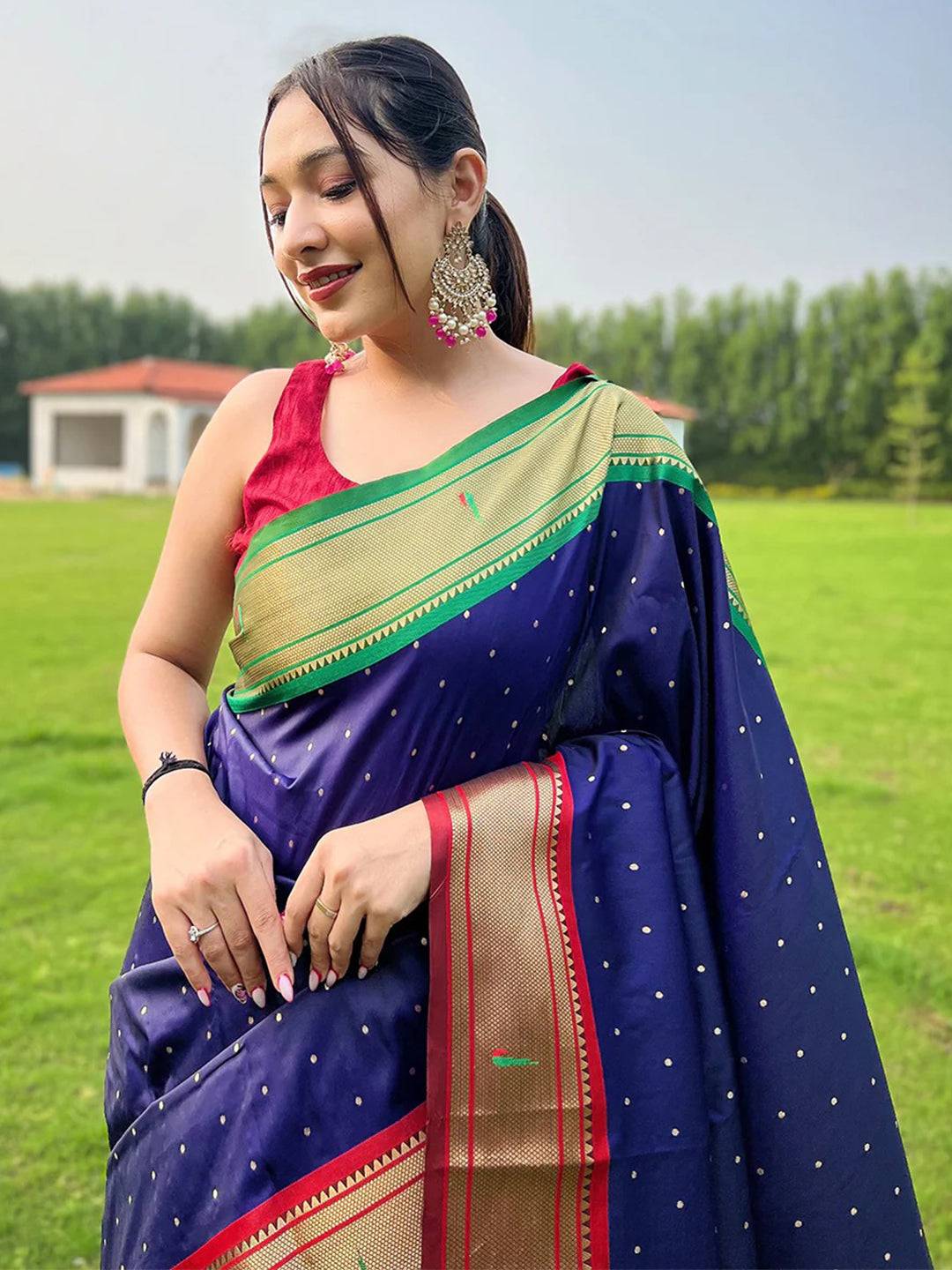 Paithani Navy Colour Saree With Ganga Jamuna Broder