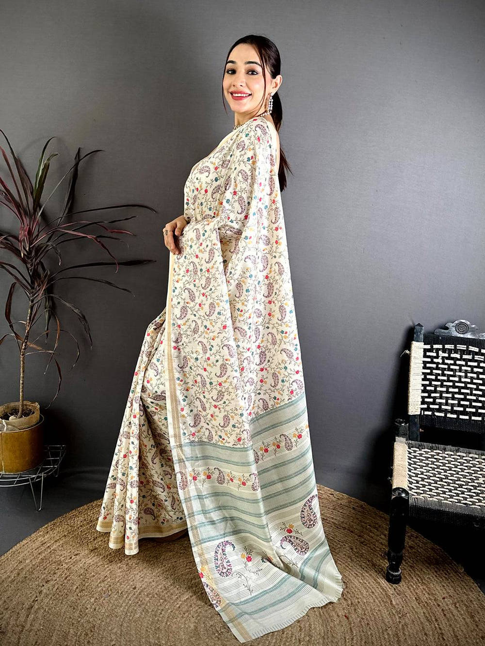 Classic Digital Kashmiri Print Soft Tussar Saree