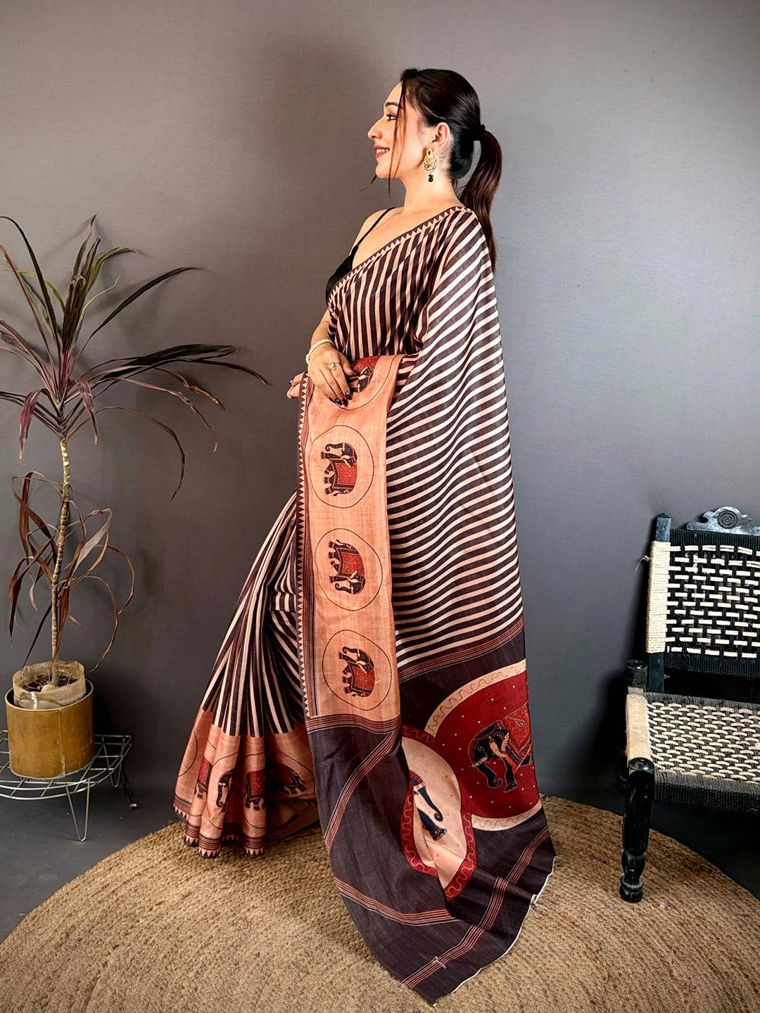 Elegant Striped Elephant Print Tussar Saree
