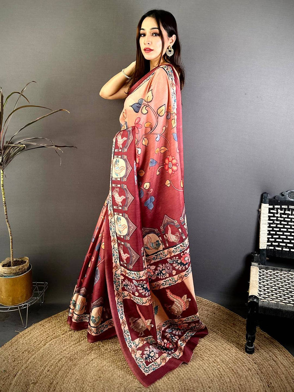 Stylish Tussar Floral Bird Print Saree