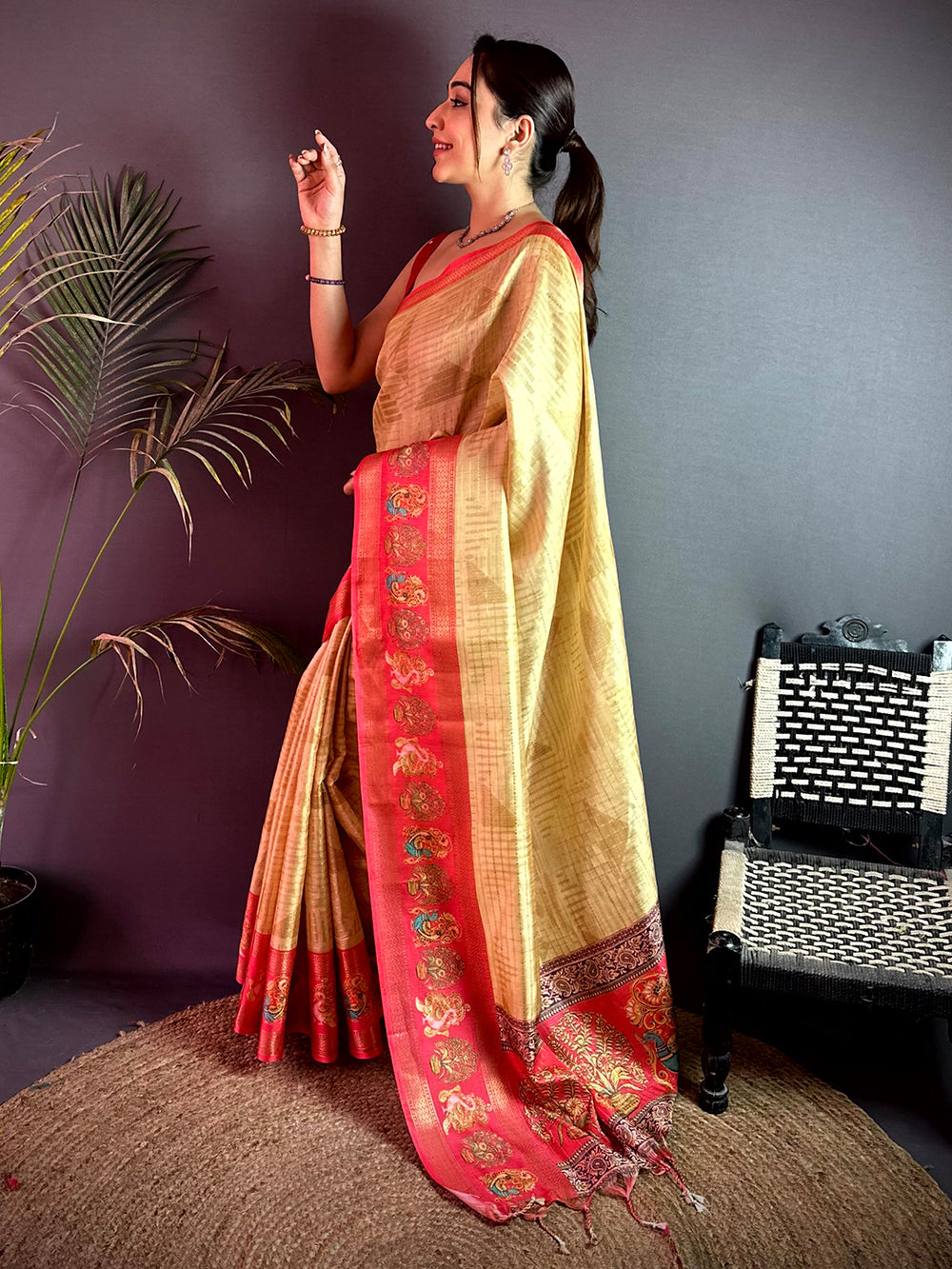 Graceful Tanjore Geometric Semi Silk Saree