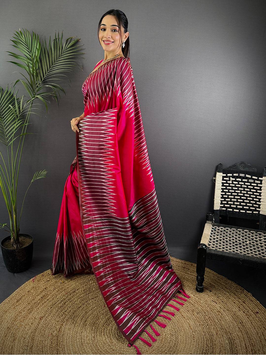 Pink Soft Silk Ikkat Zari Weaving Saree