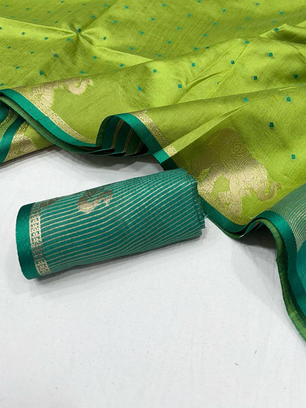 Green Pure Silk Bandhani Butti Saree