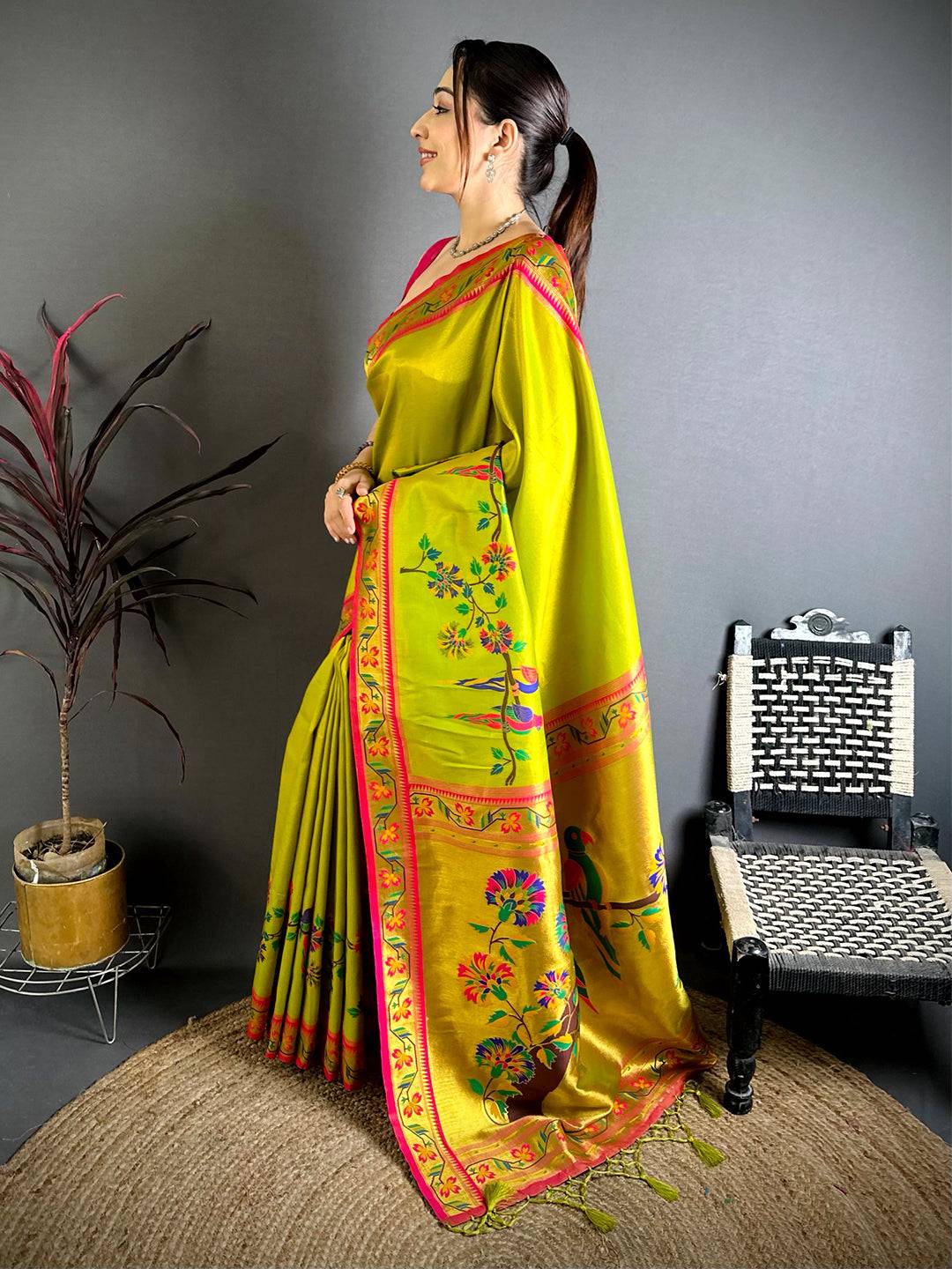 Opulent Minakari Paithani Tissue Saree



