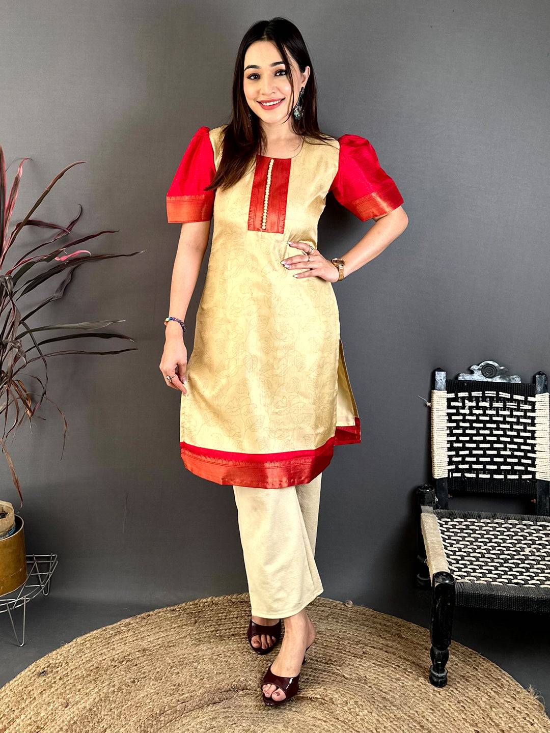 Graceful Round Neck Kota Kurti