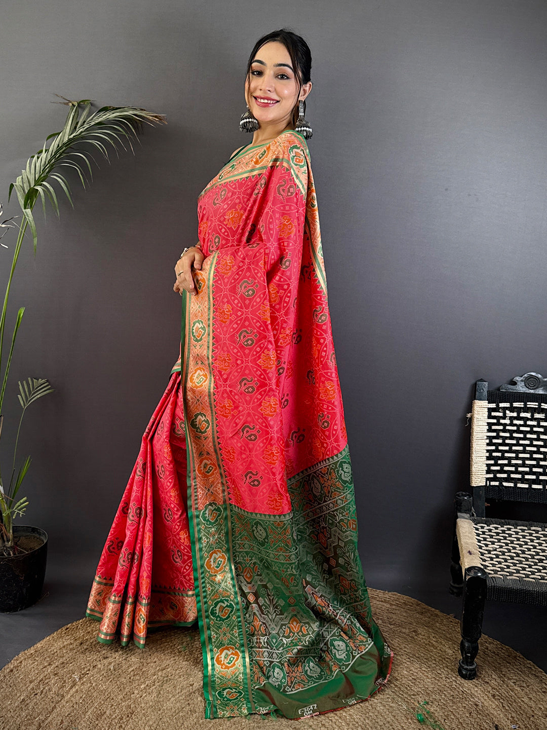 Elegant Gajri Pochampally Patola Silk Saree
