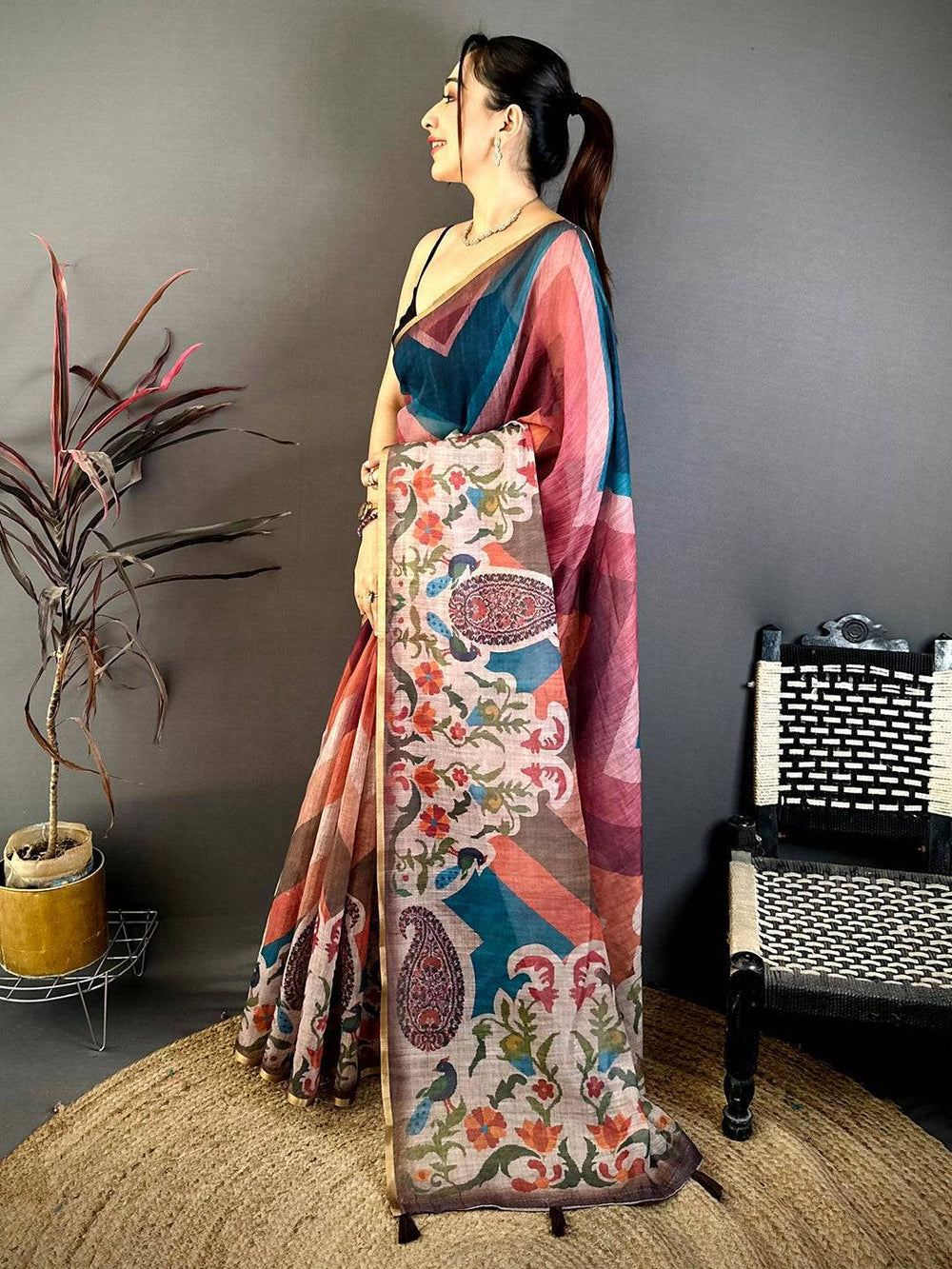 Classic Linen Tissue Geometric Saree
