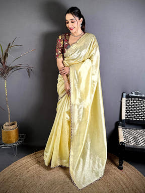 Classic Contrast Printed Blouse Silk Saree