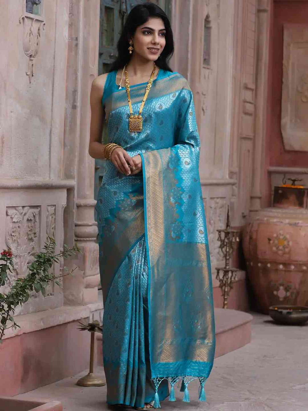 Kanjivaram Silk Saree With Zari Work