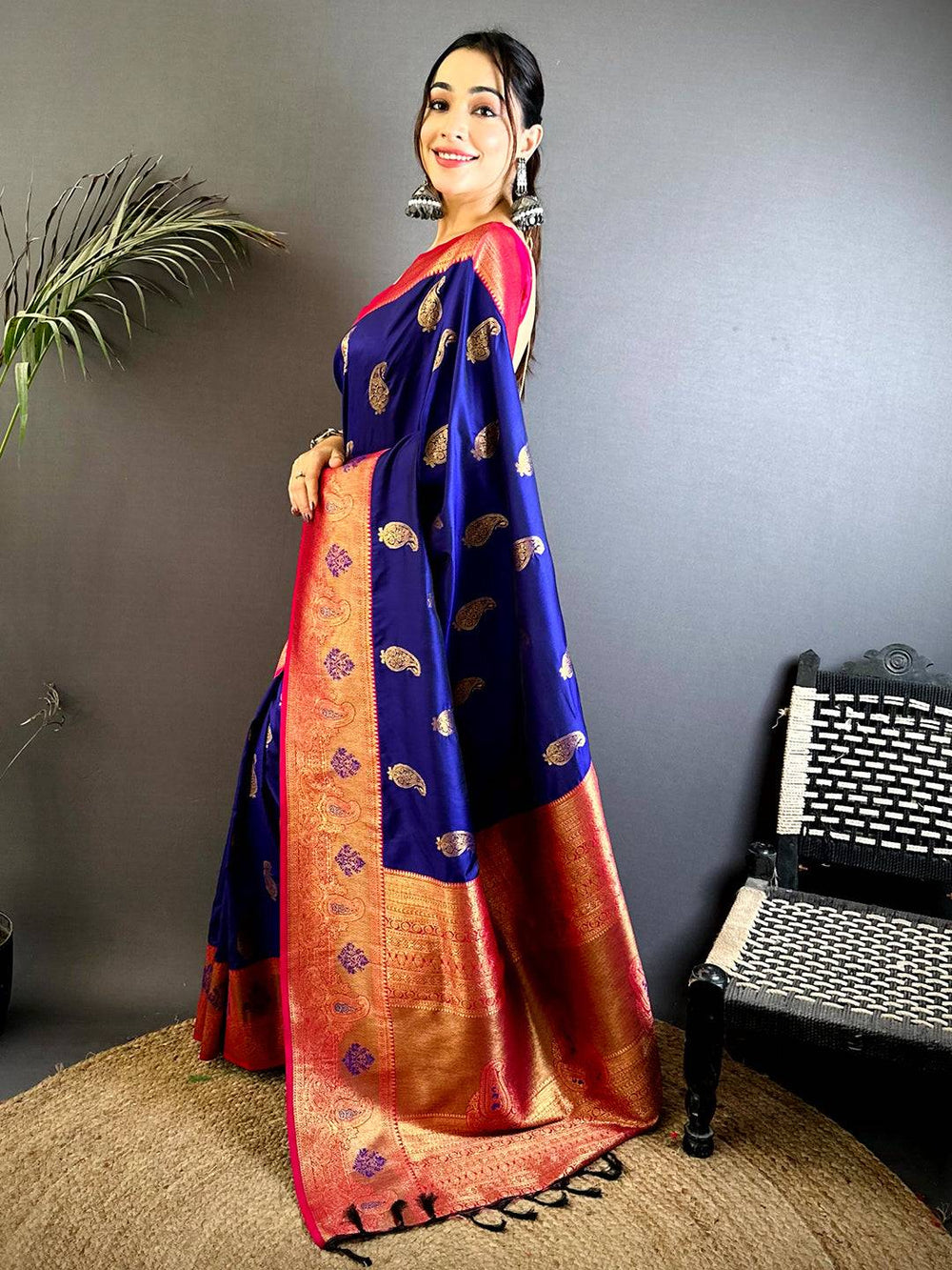 Graceful Purple Kanjivaram Style Soft Silk Saree