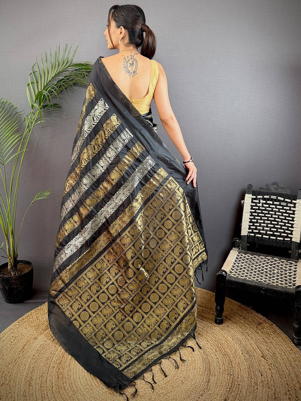 Black Soft Silk Sona Chandi Zari Weaving Saree