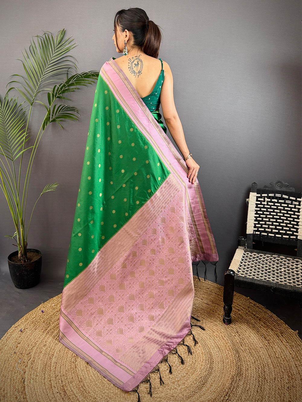 Green Silk Blend Floral Saree