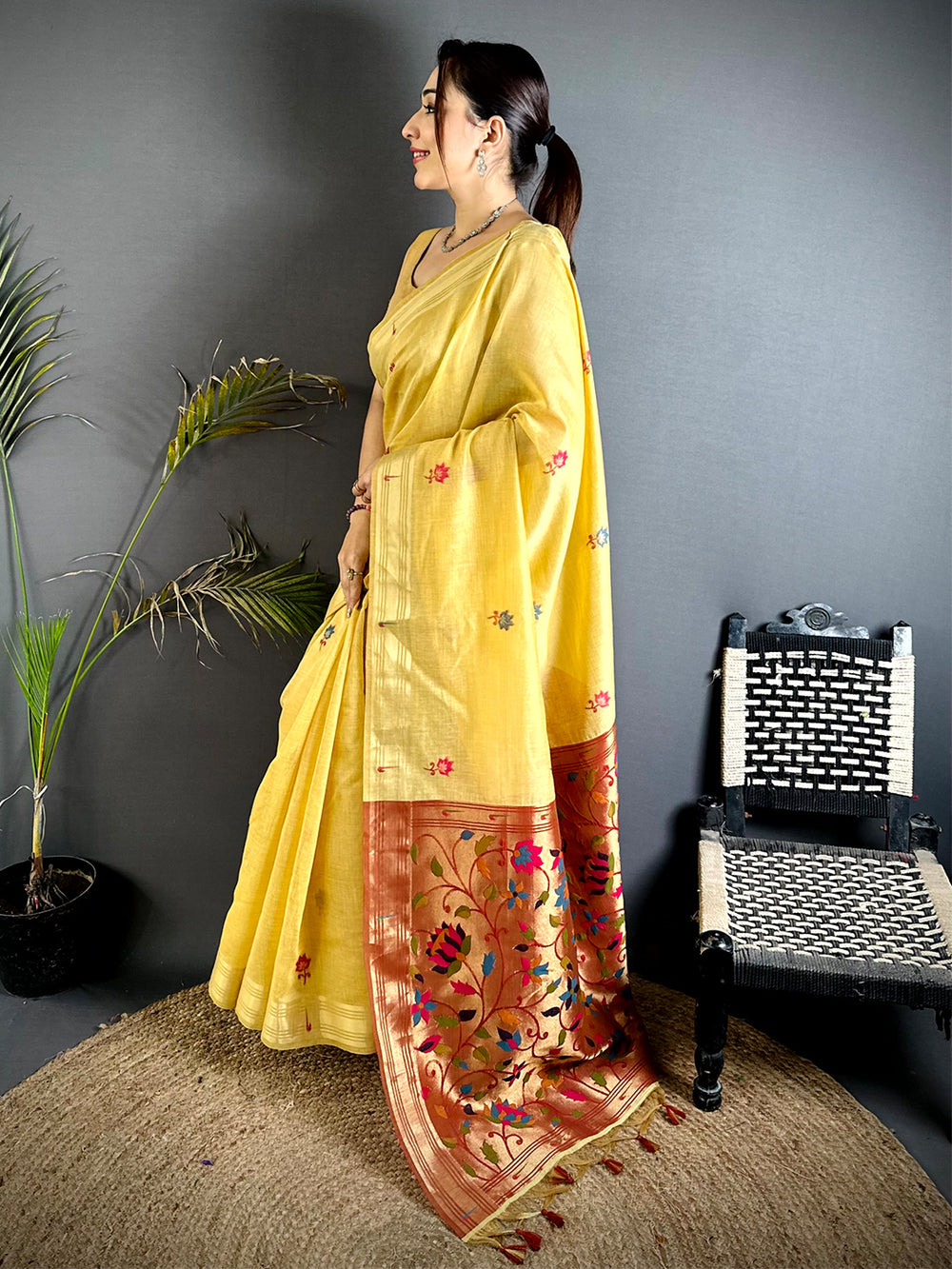 Stylish Minakari Butti Khadi Linen Saree