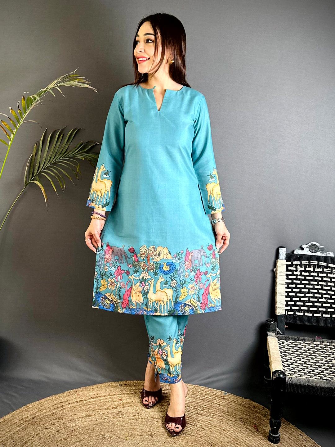 Kalamkari V Slit NecK Mul Kurti