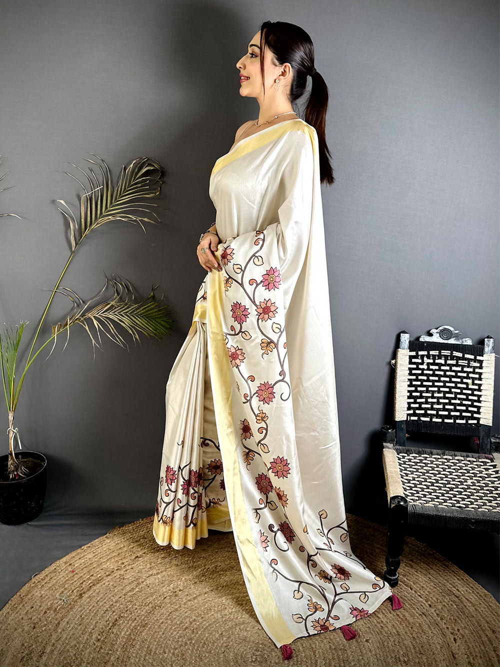 Artistic Floral Kalamkari Khadi Silk Saree