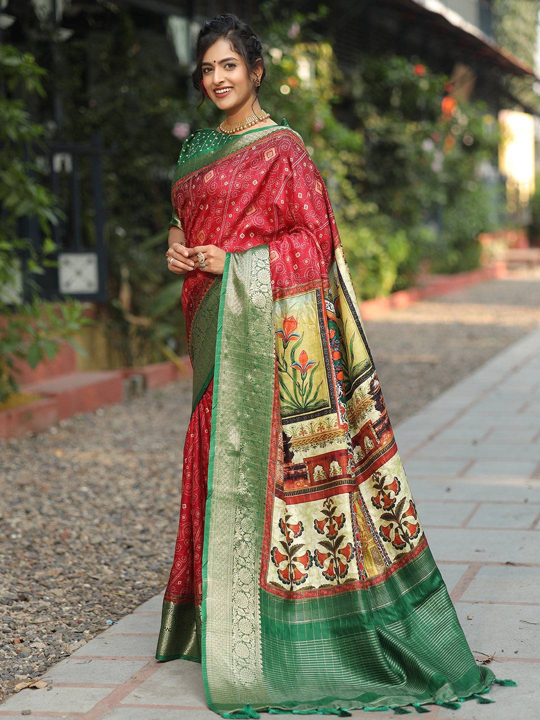 Red Colour Pure Viscose Dola Silk Saree With Mughal Motifs