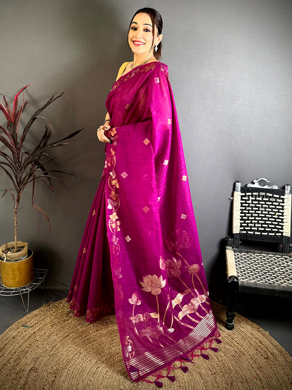 Wine Sona Chandi Munga Saree