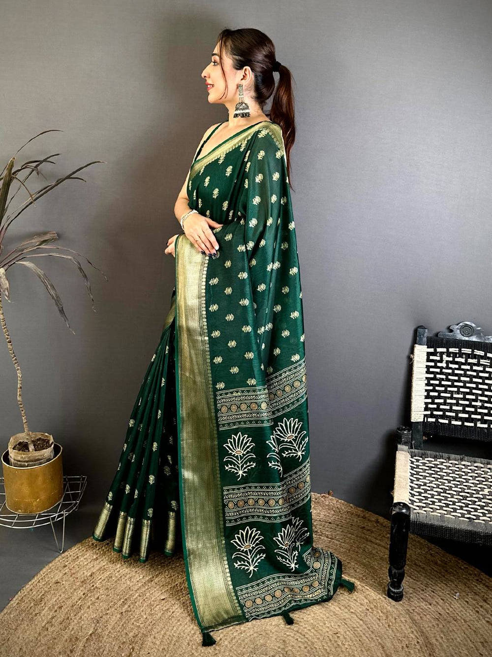 Green Dola Block Print Zari Border Saree