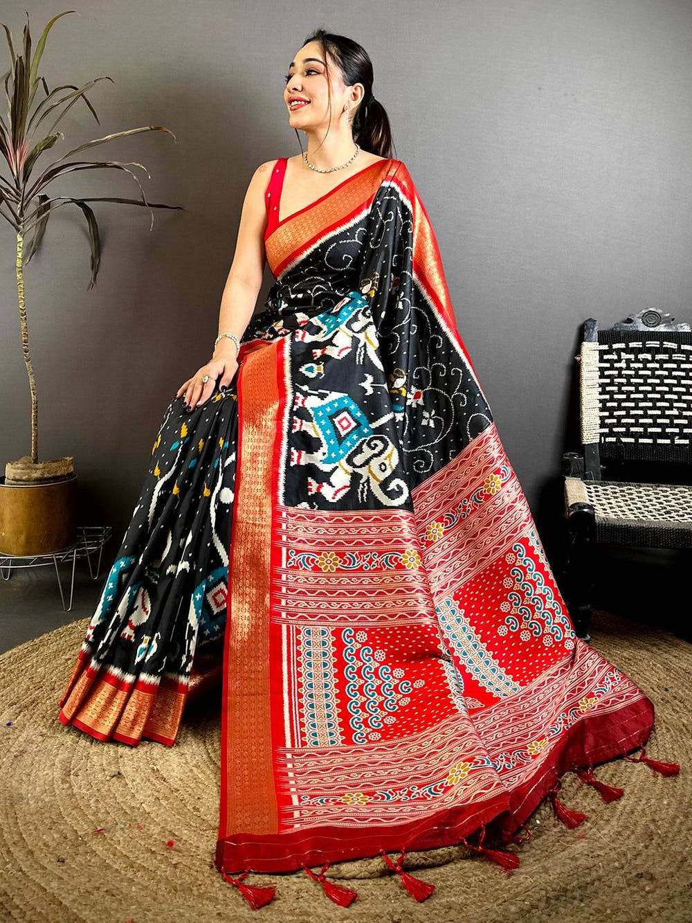 Opulent Soft Silk Ikkat Weaving Pattu Saree