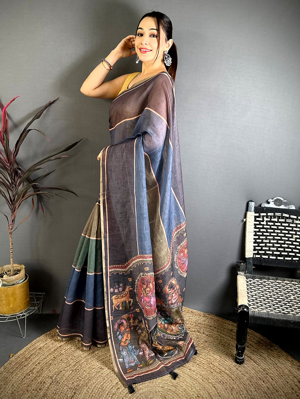 Elegant Stripe Linen Tissue Saree