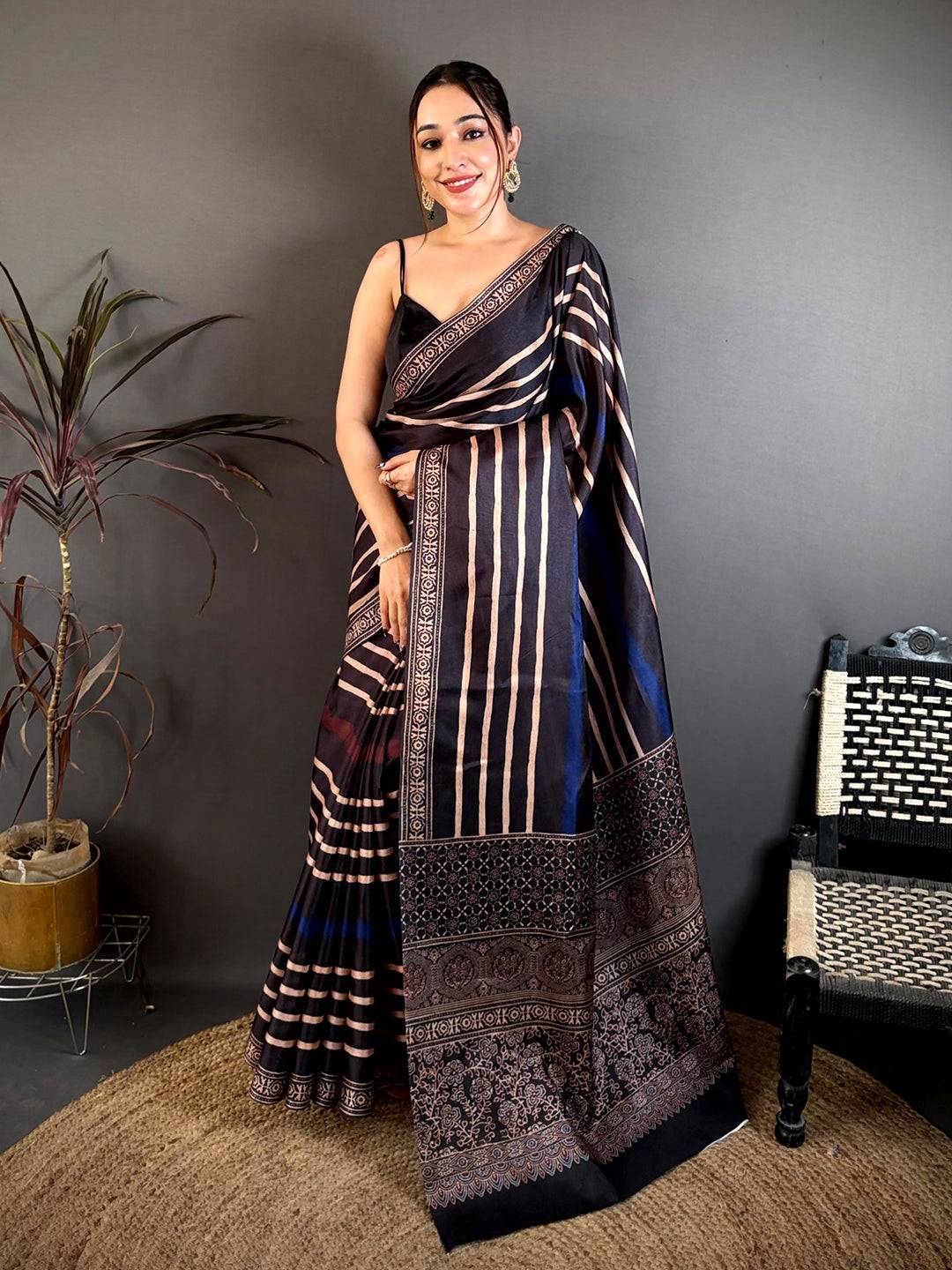 Meenakari Ikkat Pochampally Tussar Saree
