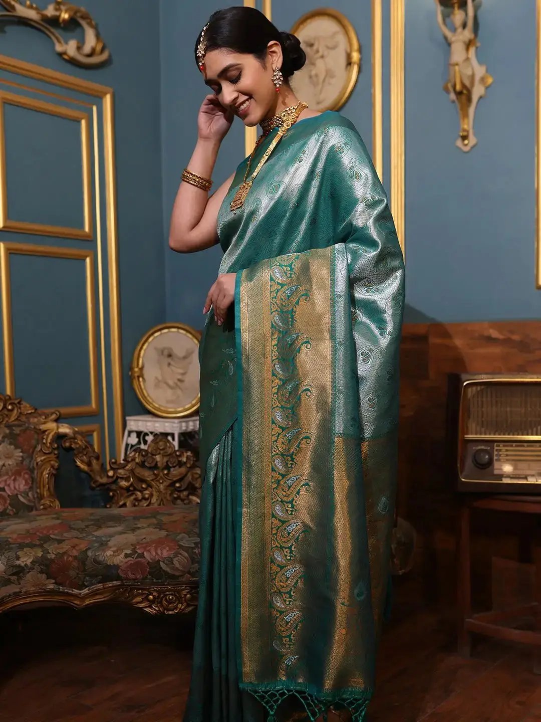 Kanjivaram Silk Saree With Zari Work
