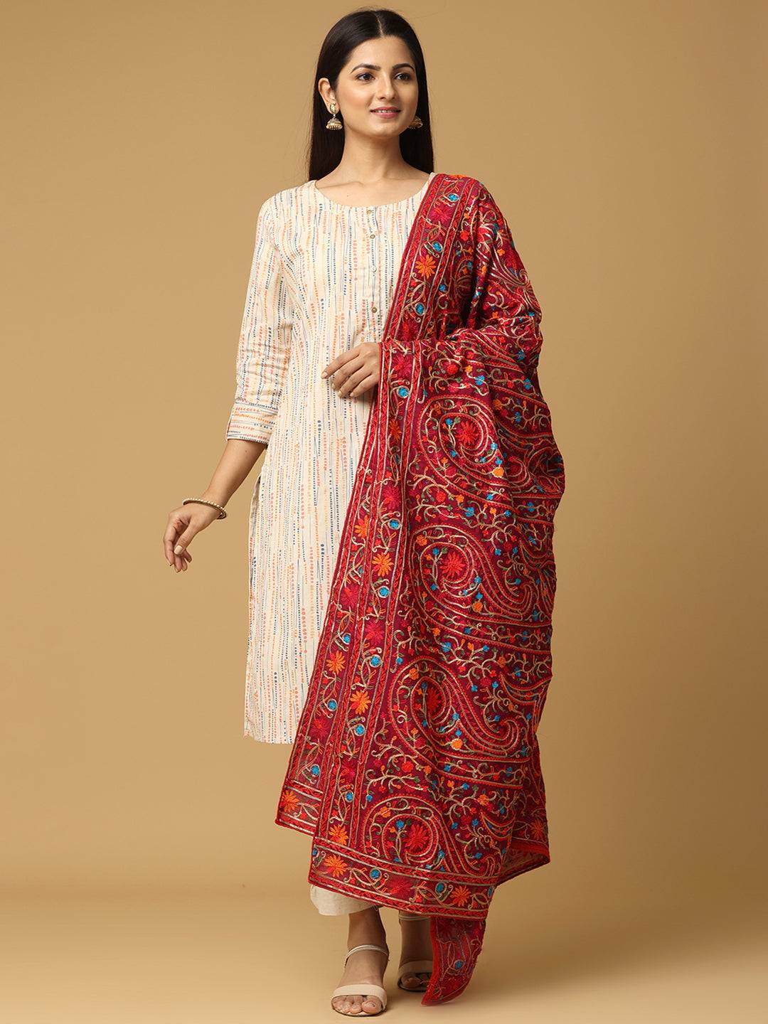 Model wearing wine poly chiffon pashmina dupatta with motifs