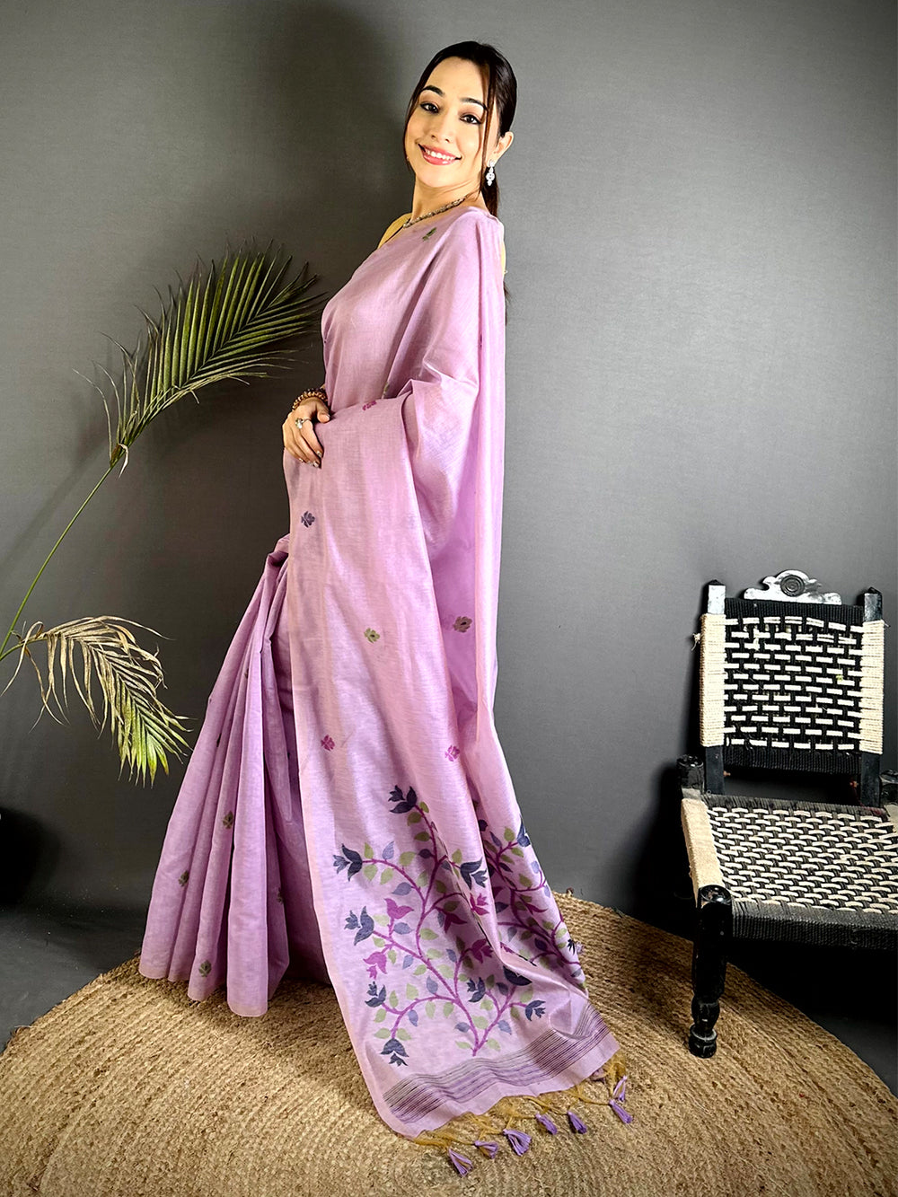 Lavender Jamdani Pallu Khadi Linen Saree