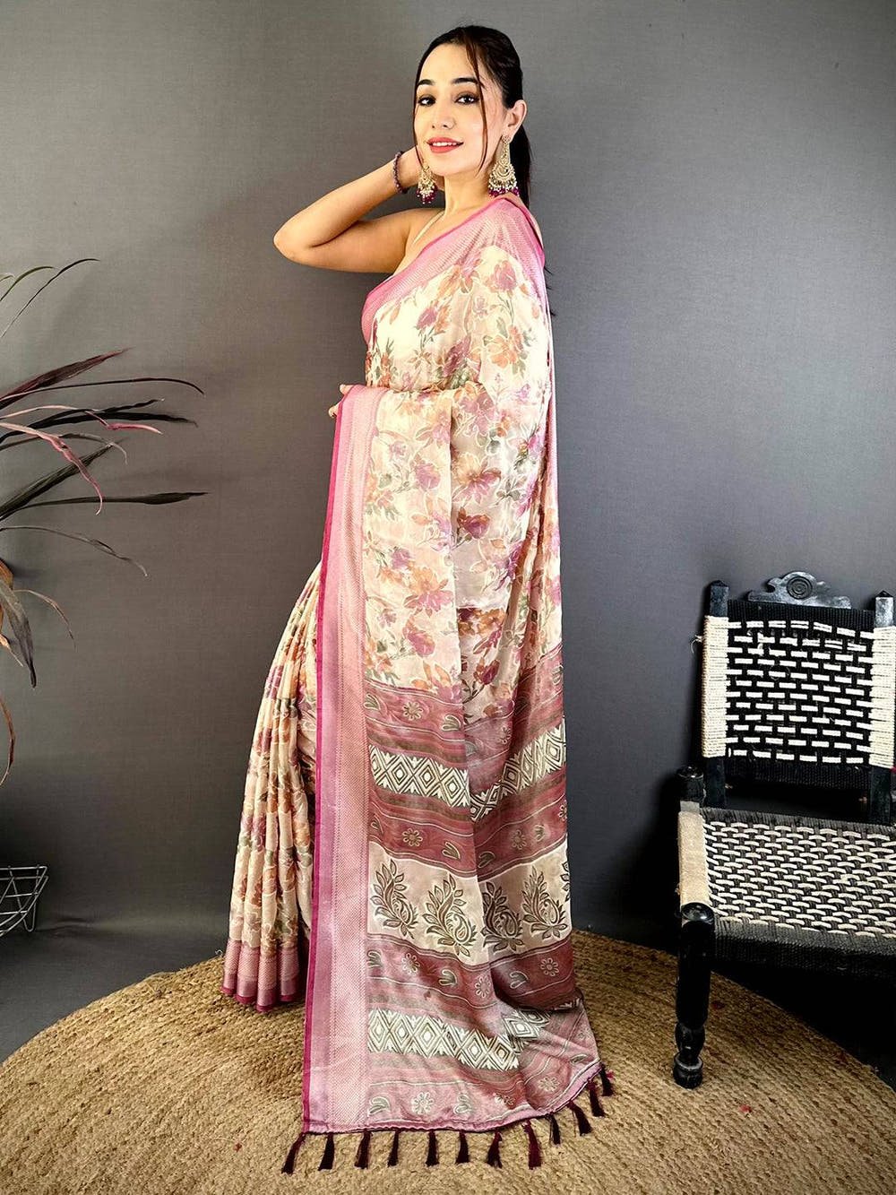 Opulent Brasso Floral Weaving Saree