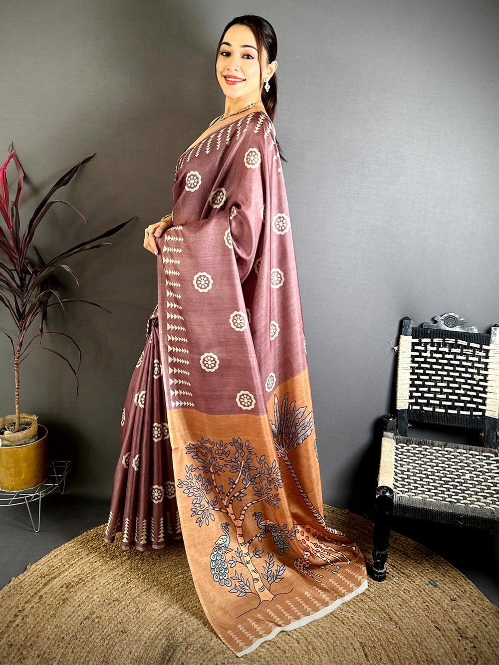 Regal Geometric Tussar Kalamkari Saree