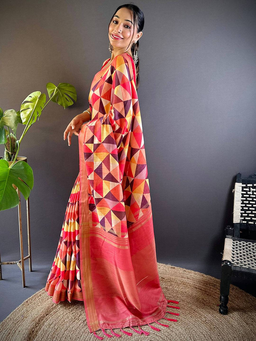 Geometric Linen Saree