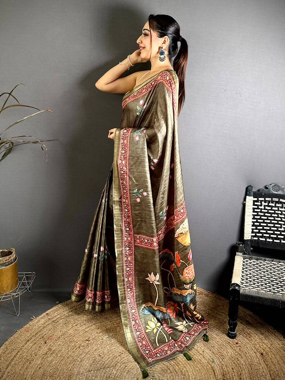 Exclusive Ghicha Silk Printed Tussar Saree