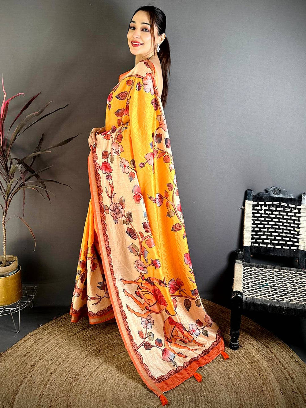 Artistic Kalamkari Art Print Saree