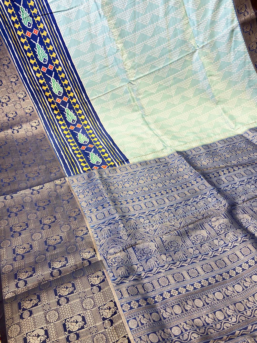 Green Geometric Silk Saree