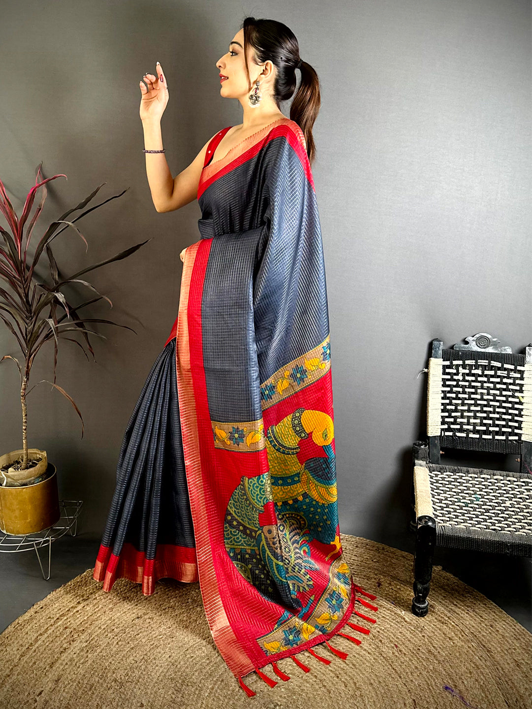 Navy Tussar Zari Chex Kalamkari Saree