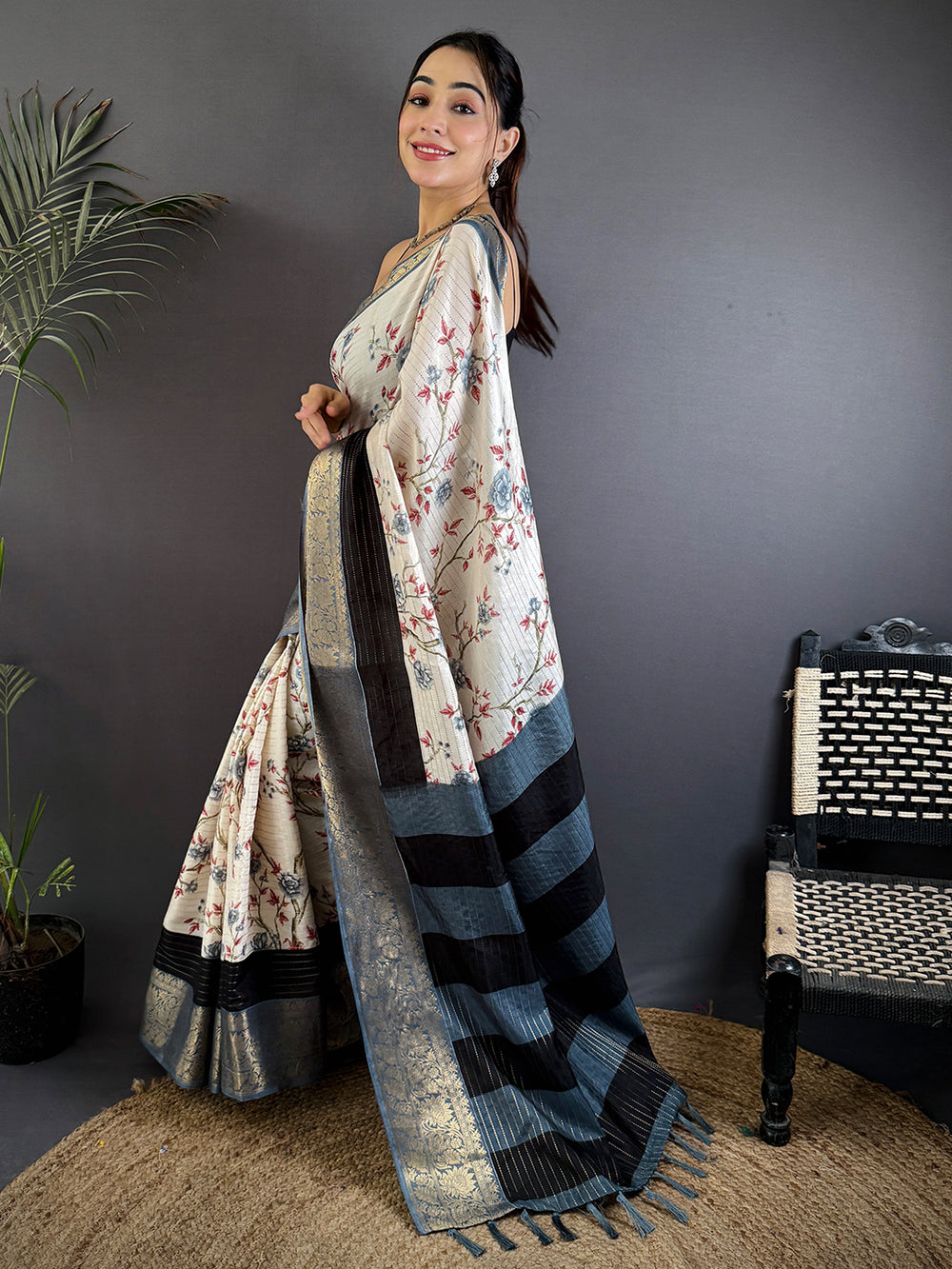 Grey Soft Dola Silk Zari Katha Saree