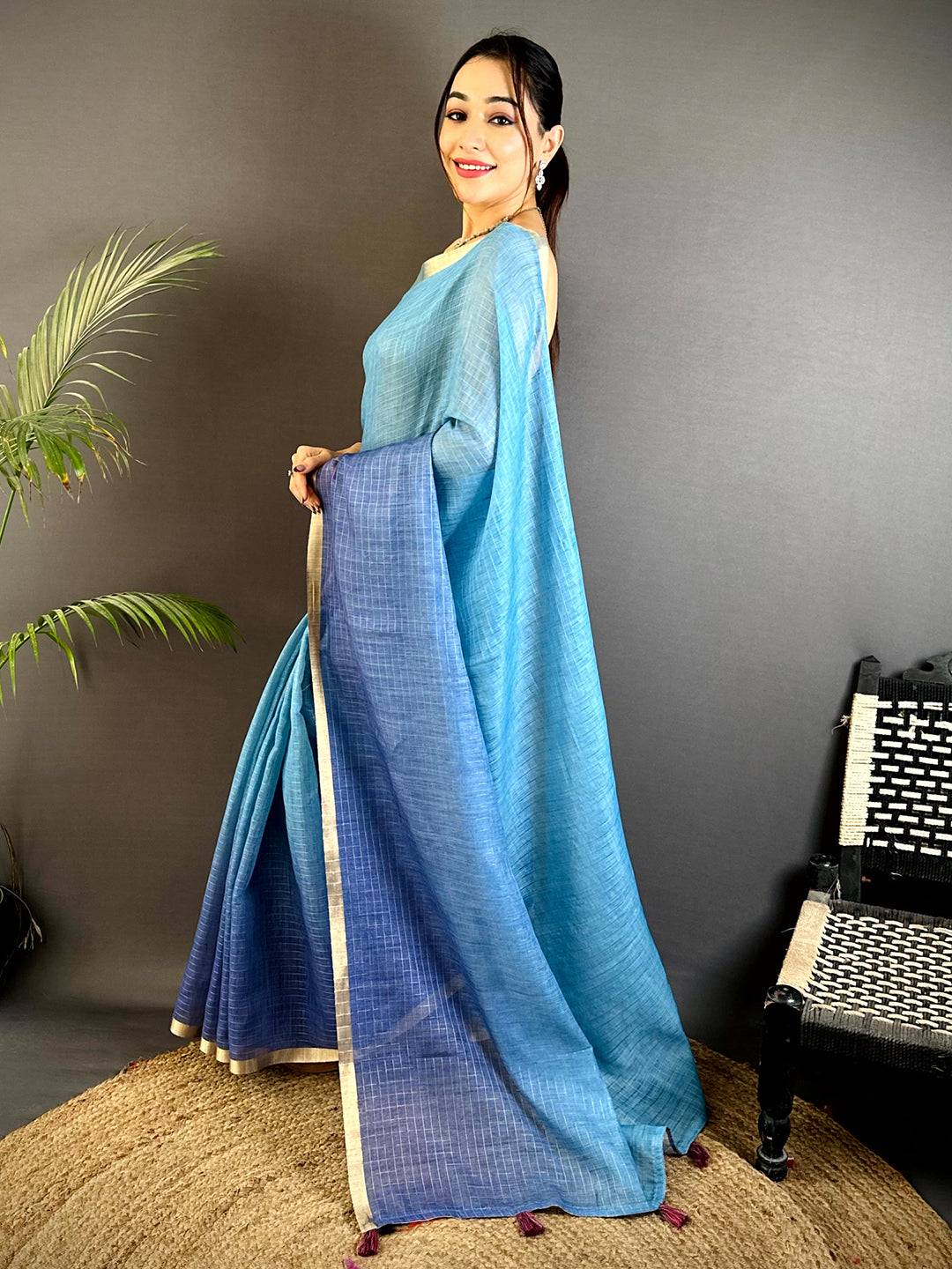 Radiant Self Chex Linen Zari Saree