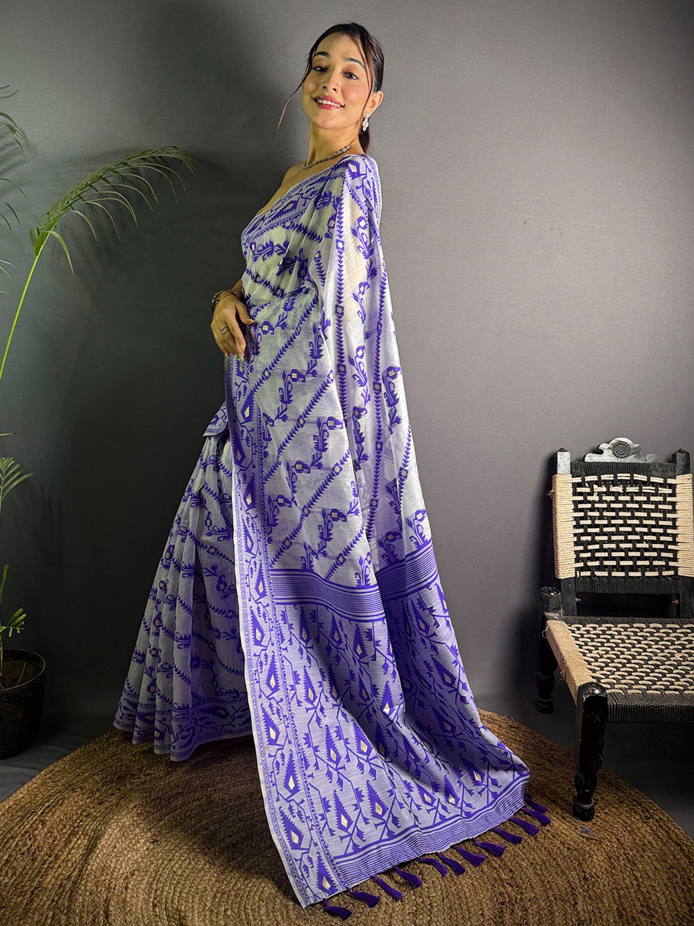 Ethereal Grace Dhakai Jamdani Cotton Silk Saree