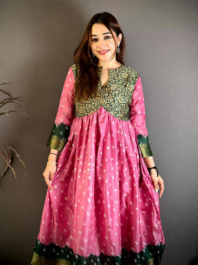 Elegant Soft Dola Silk Round Neck Gown