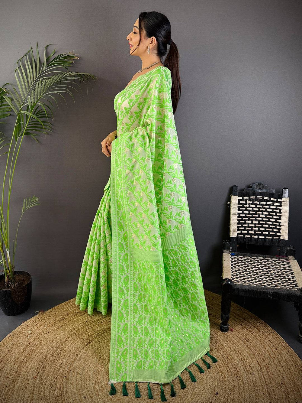 Green Soft Dhakai Jamdani Silk Saree