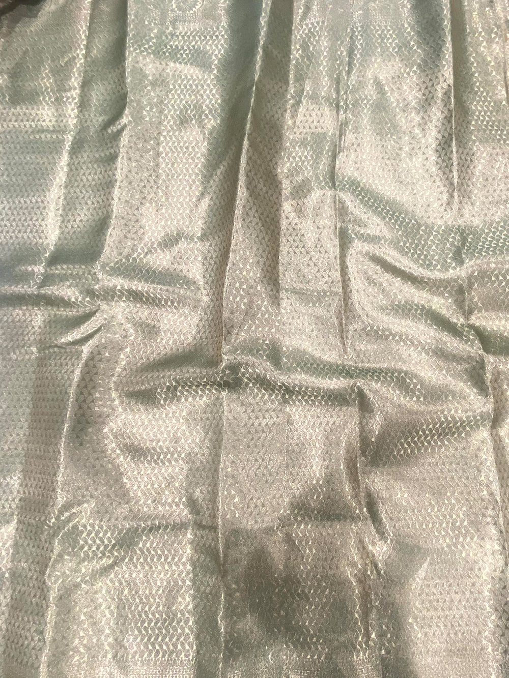Green Tissue Jarokha Zari Weaving Saree