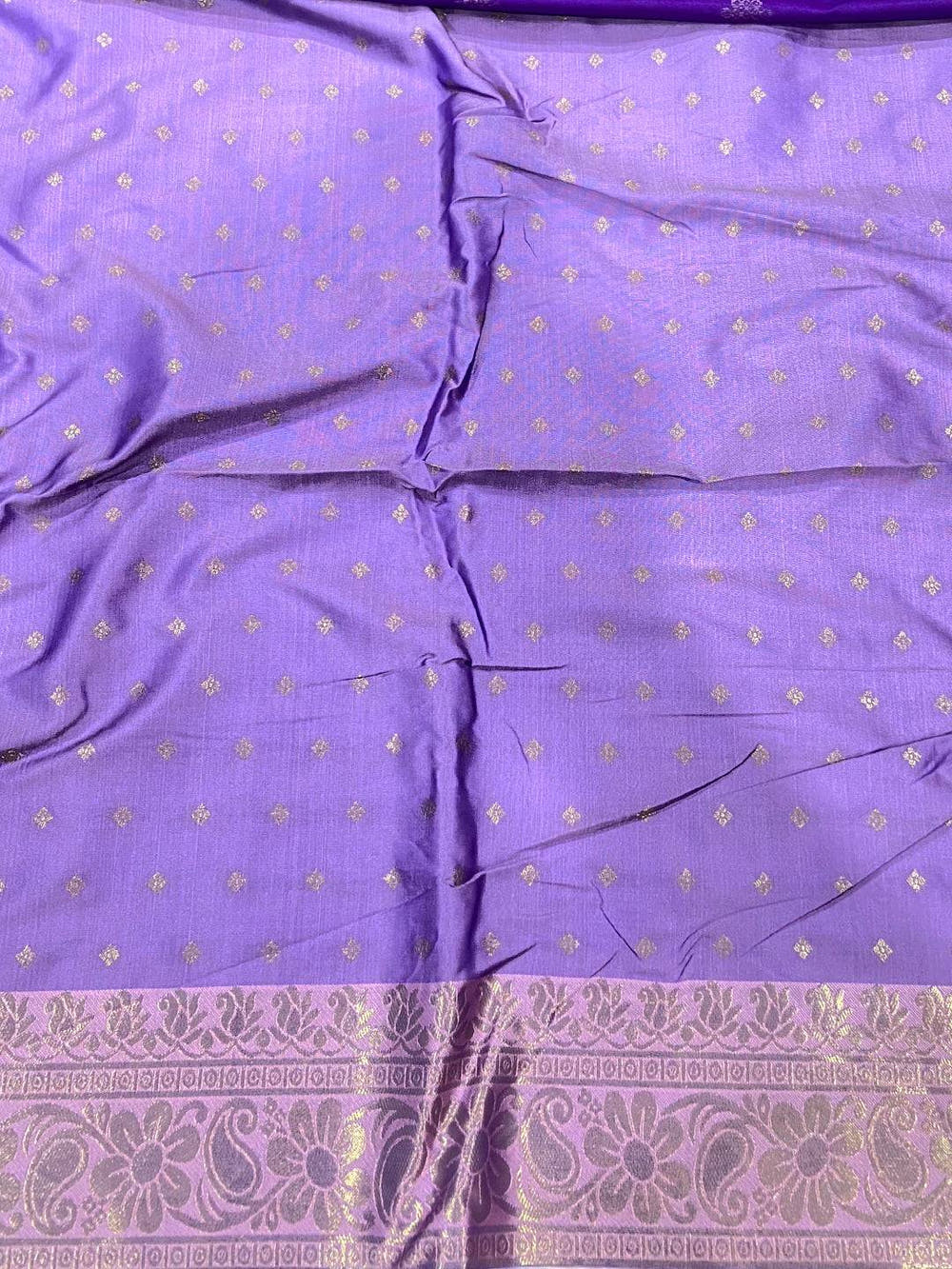 Purple Kolam Butti Gadwal Pattu Saree