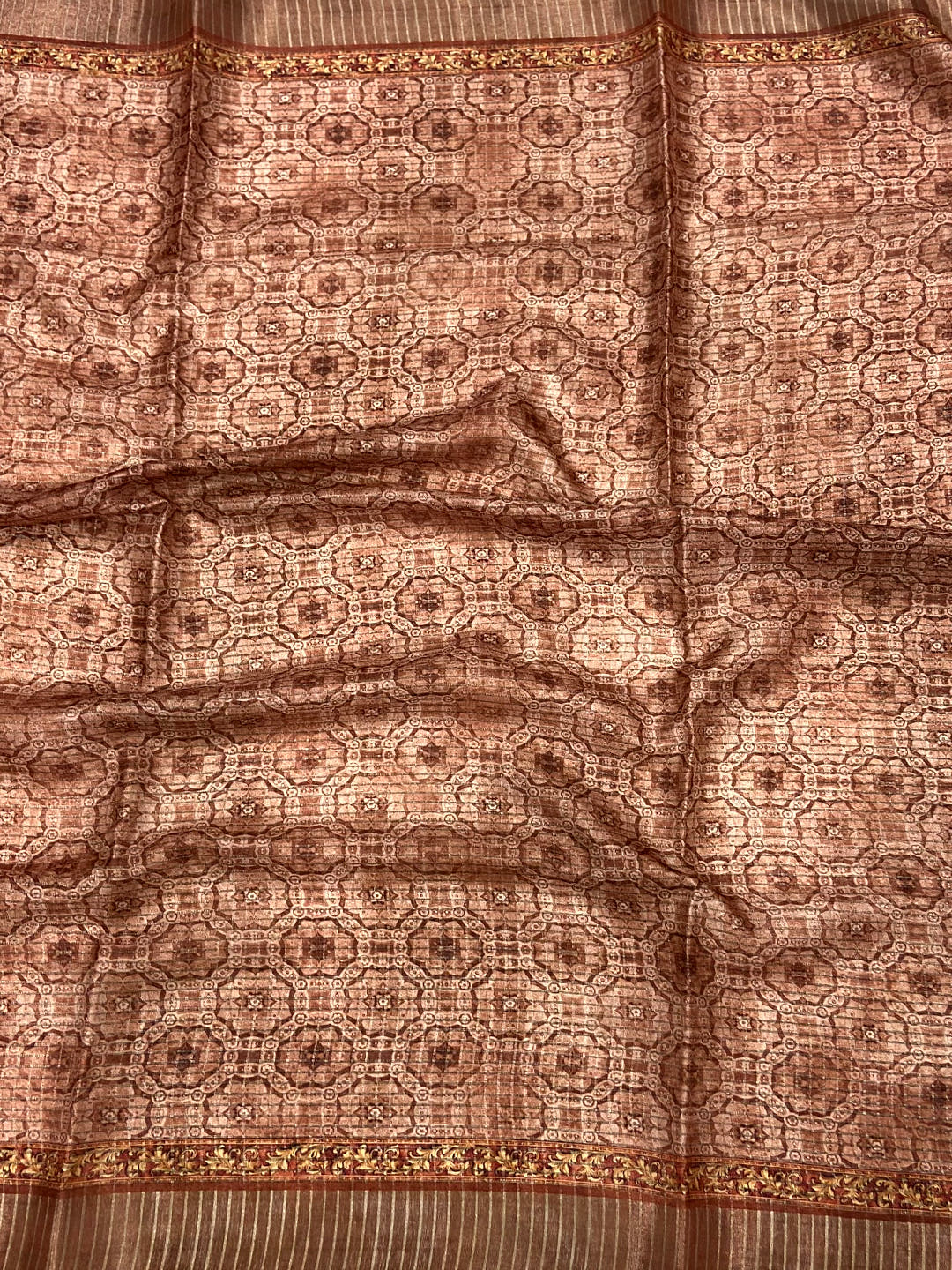 Graceful Light Pink Soft Silk Chex Saree