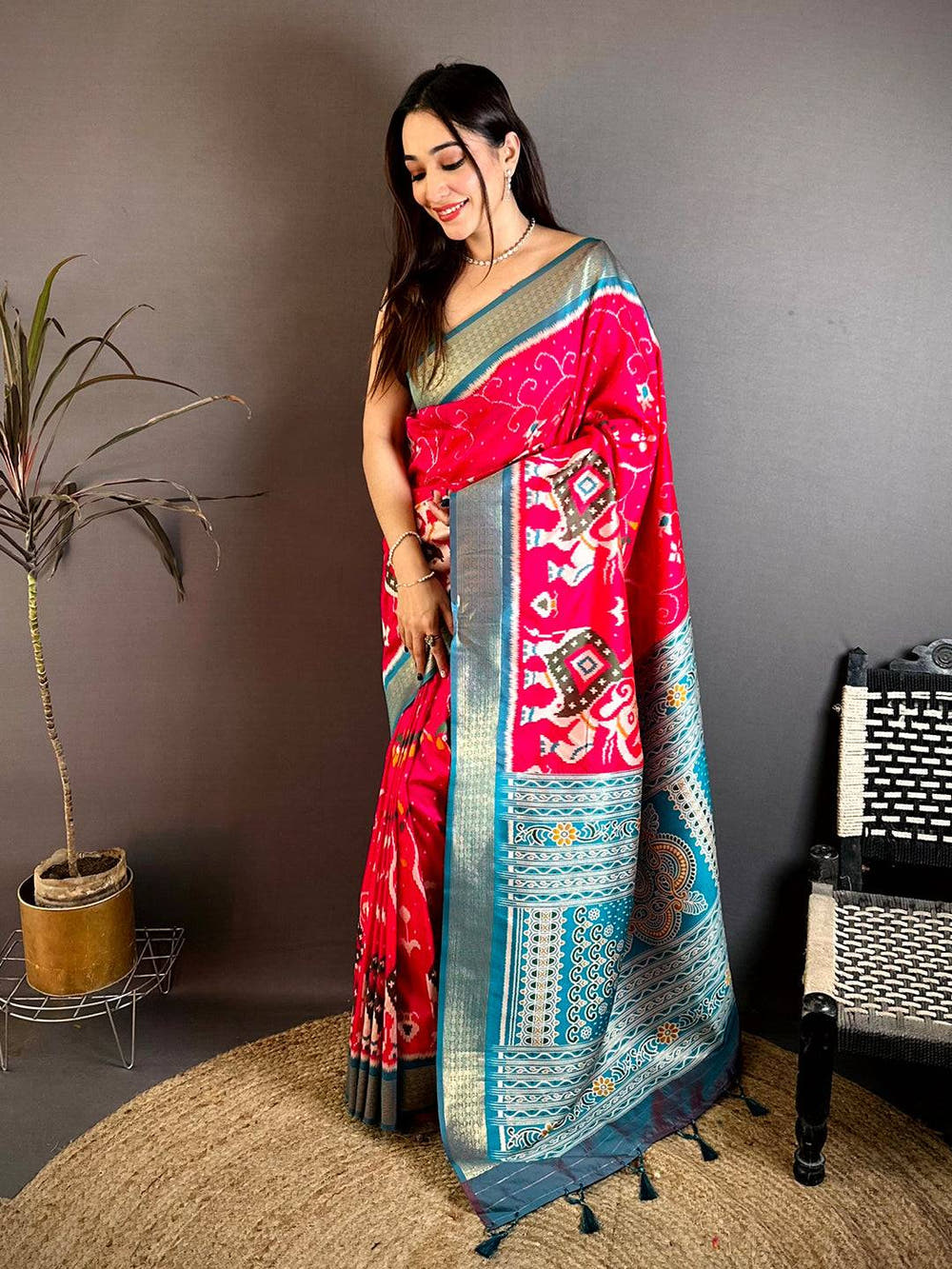 Stylish Soft Silk Ikkat Weaving Pattu Saree