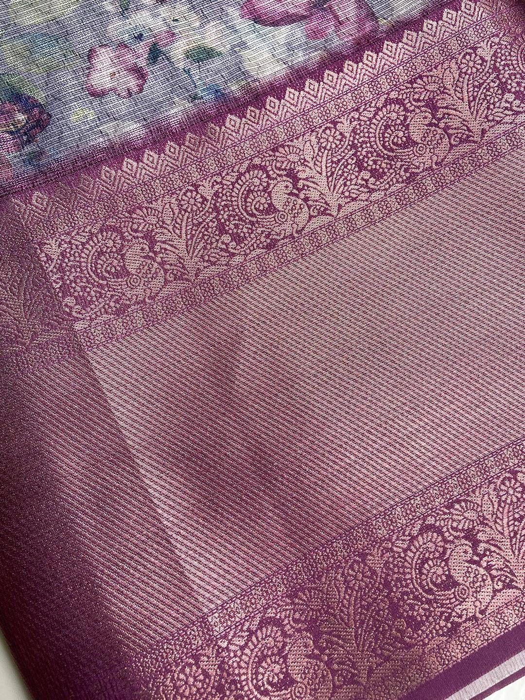 Detailed view of zari border on lavender floral saree