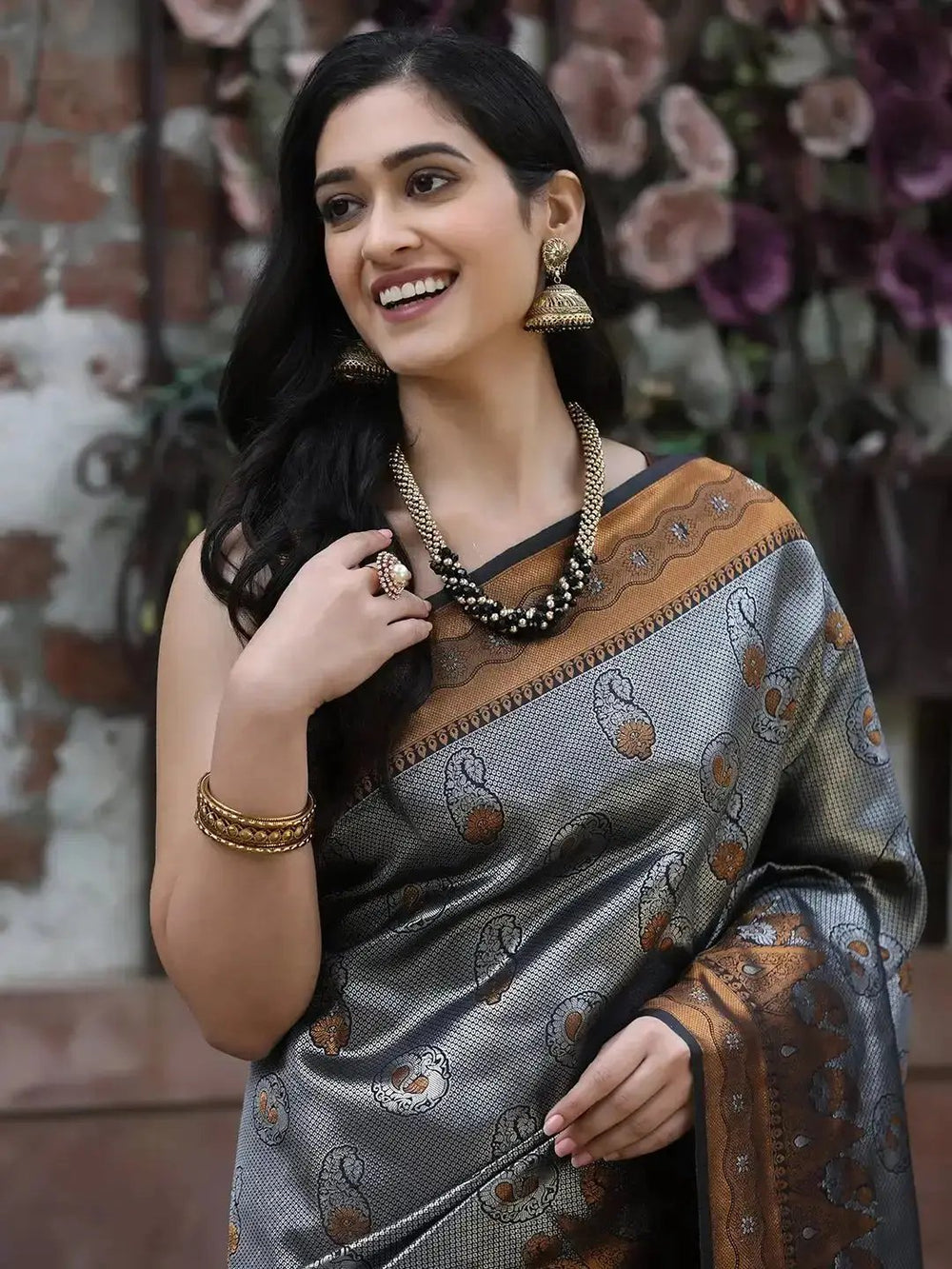 Kanjivaram Silk Saree With Zari Work 