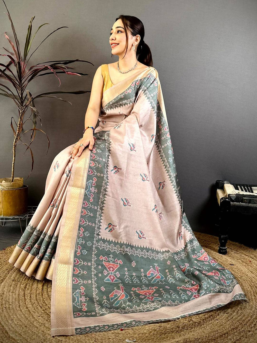 Royal Patola Print Tussar Ghichaa Saree