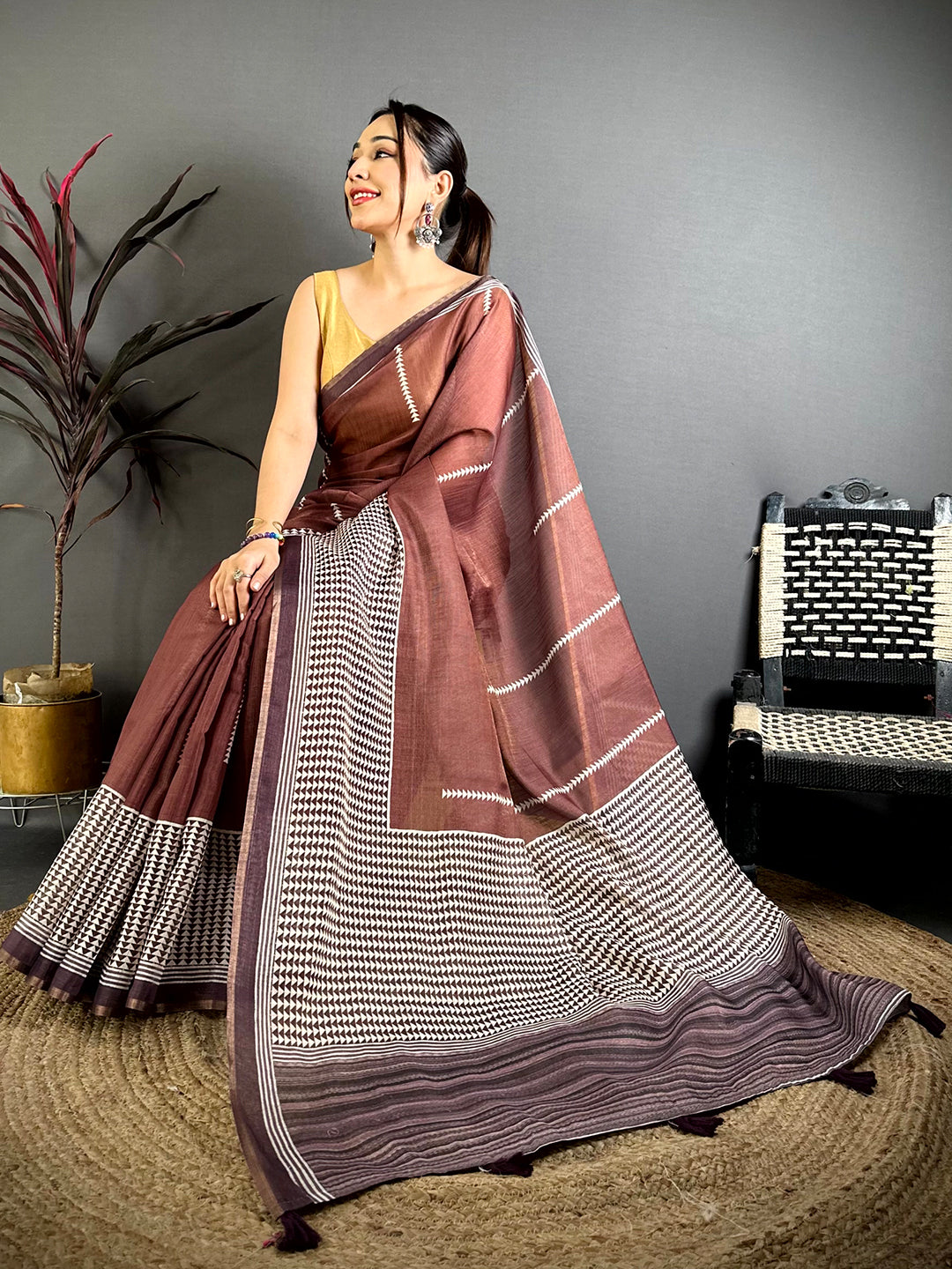 Classic Stripe Linen Chanderi Saree