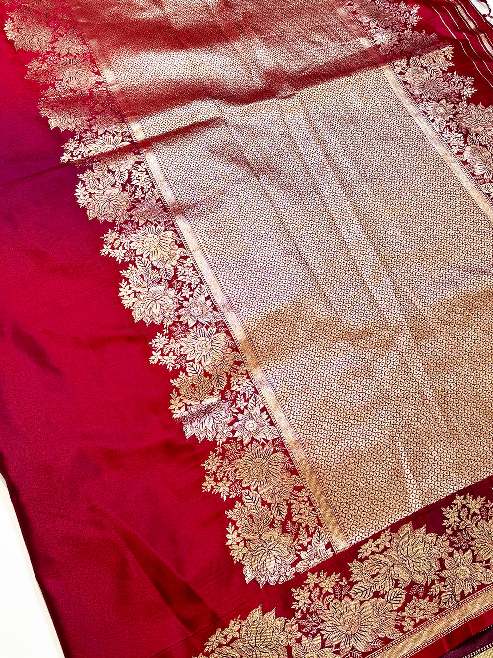 Regal Ombre Weaving Mashru Silk Saree